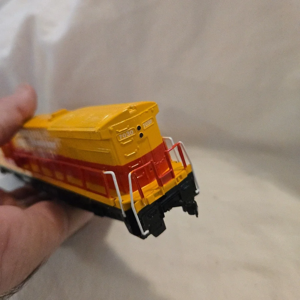 VTG Bachmann GE U36B Train Southern Pacific 70s Diesel Engine Yello HO Scale Box